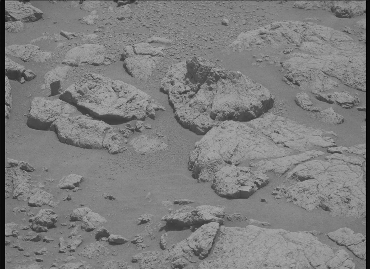 This image was taken by MCZ_RIGHT onboard NASA's Mars rover Perseverance on Sol 1402