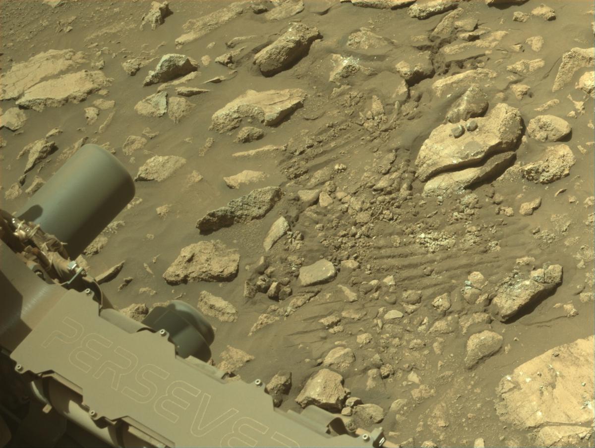 This image was taken by NAVCAM_RIGHT onboard NASA's Mars rover Perseverance on Sol 1403