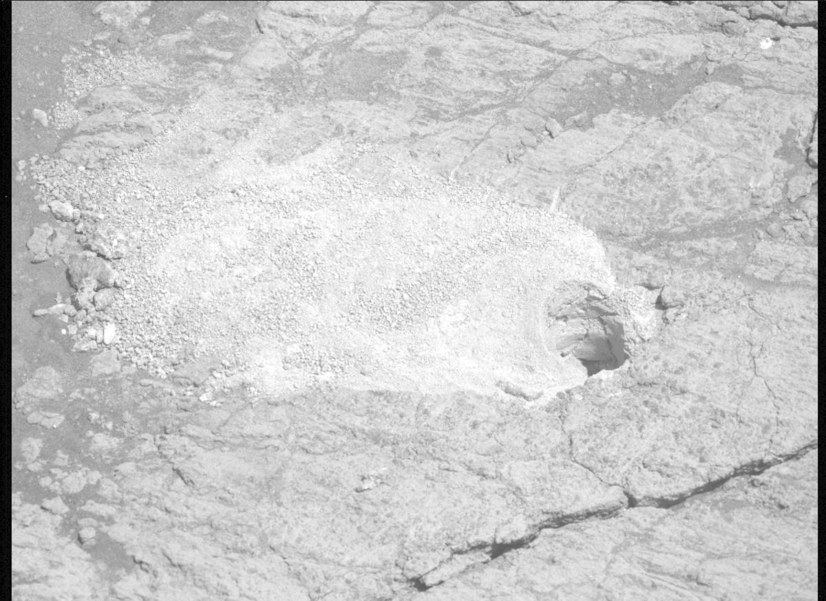 This image was taken by MCZ_LEFT onboard NASA's Mars rover Perseverance on Sol 1403