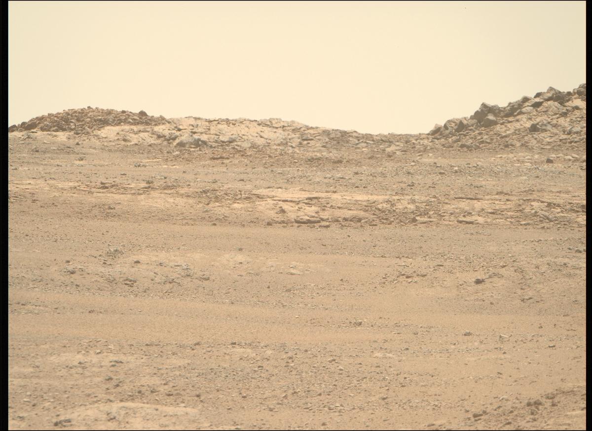 This image was taken by MCZ_RIGHT onboard NASA's Mars rover Perseverance on Sol 1408