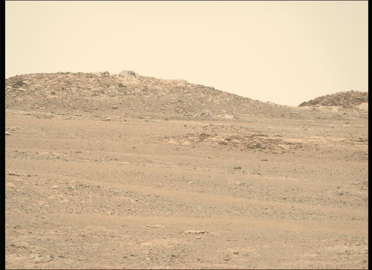 This image was taken by MCZ_RIGHT onboard NASA's Mars rover Perseverance on Sol 1408