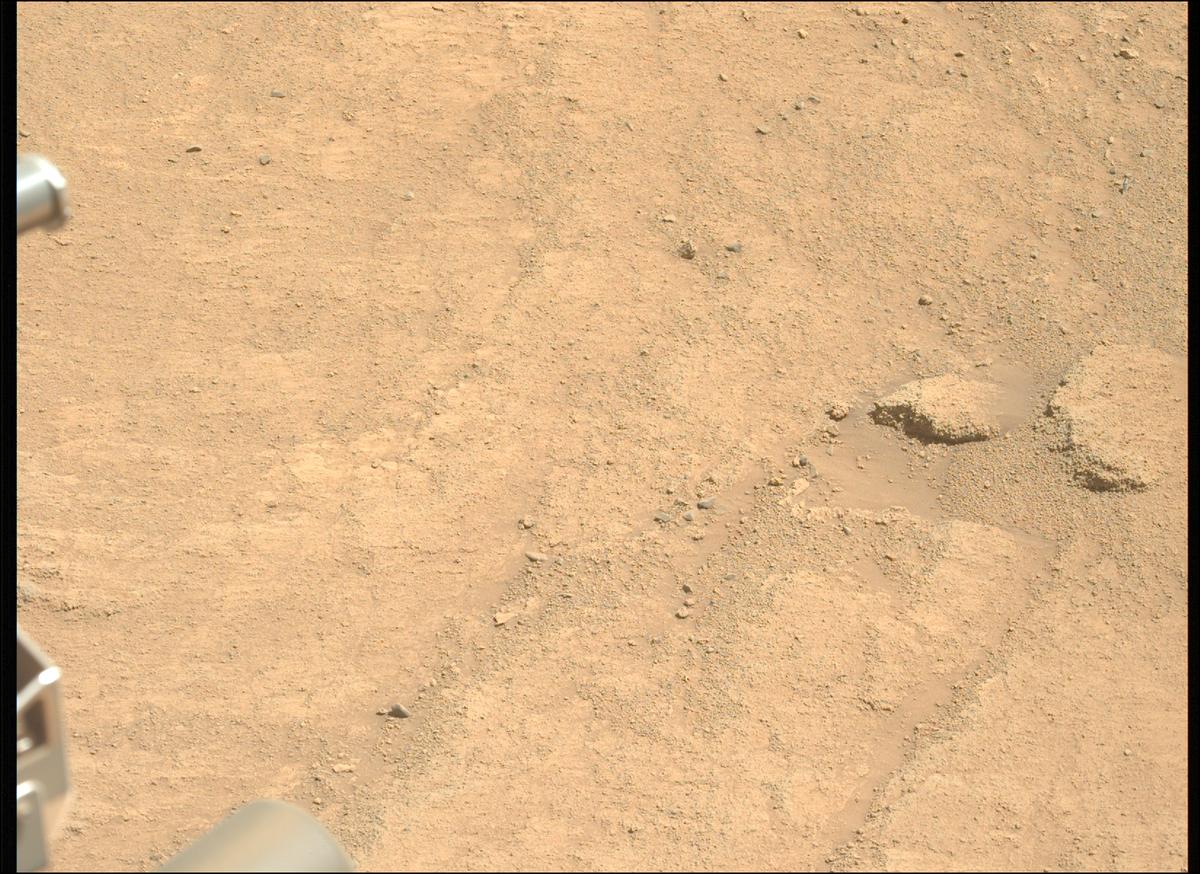 This image was taken by MCZ_LEFT onboard NASA's Mars rover Perseverance on Sol 1412