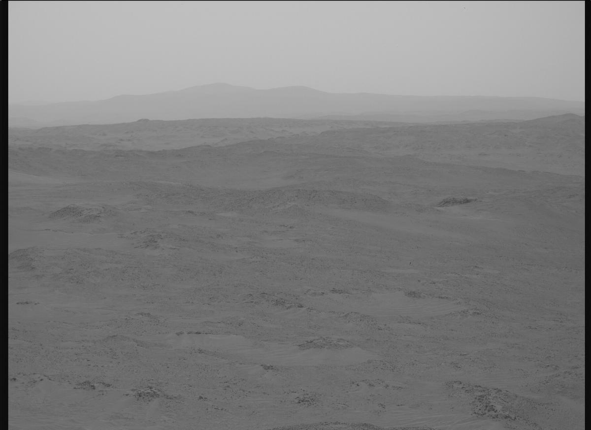 This image was taken by MCZ_RIGHT onboard NASA's Mars rover Perseverance on Sol 1412