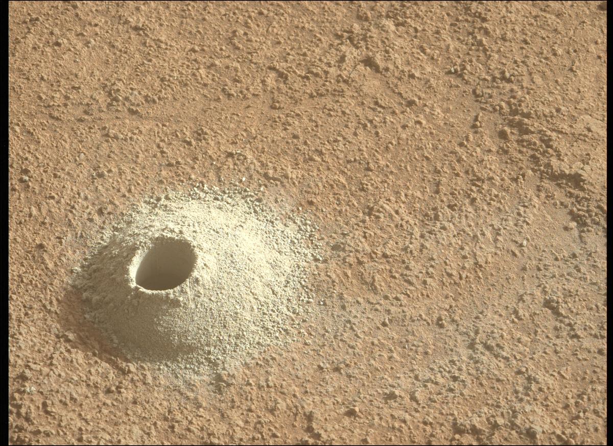 This image was taken by MCZ_LEFT onboard NASA's Mars rover Perseverance on Sol 1414