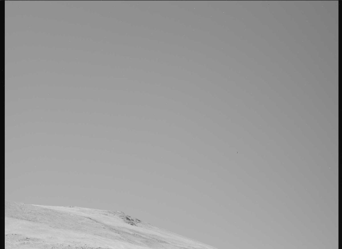 This image was taken by MCZ_RIGHT onboard NASA's Mars rover Perseverance on Sol 1415