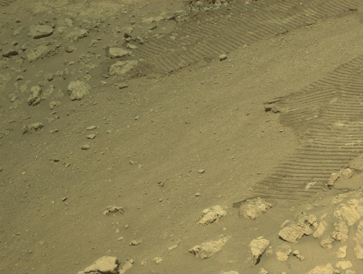 This image was taken by NAVCAM_RIGHT onboard NASA's Mars rover Perseverance on Sol 1416