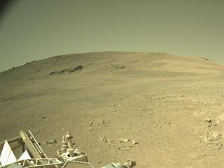 View image taken on Mars, Mars Perseverance Sol 1416: Right Navigation Camera (Navcam)