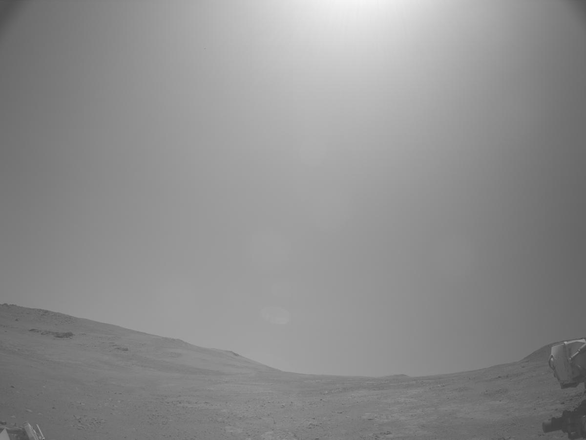 This image was taken by NAVCAM_LEFT onboard NASA's Mars rover Perseverance on Sol 1420