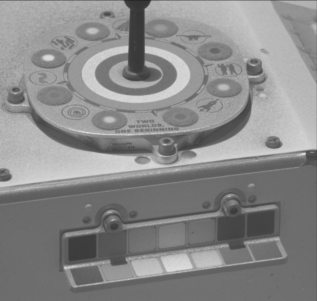 This image was taken by MCZ_LEFT onboard NASA's Mars rover Perseverance on Sol 1422