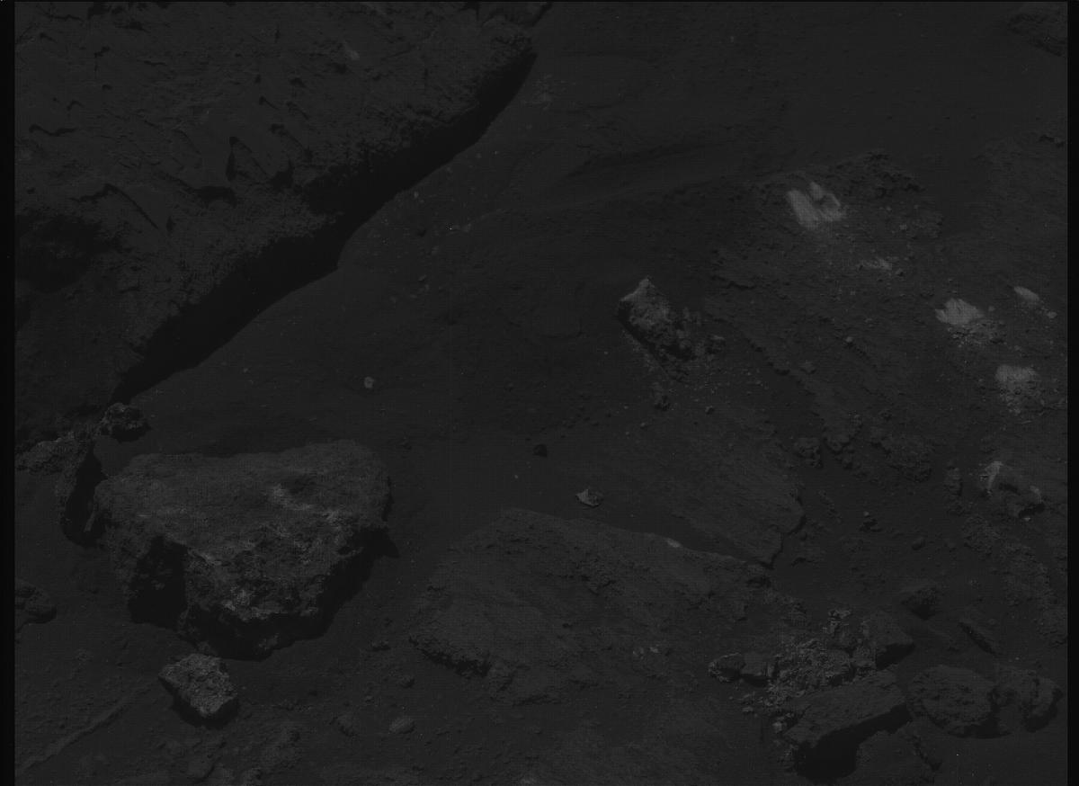 This image was taken by MCZ_LEFT onboard NASA's Mars rover Perseverance on Sol 1422