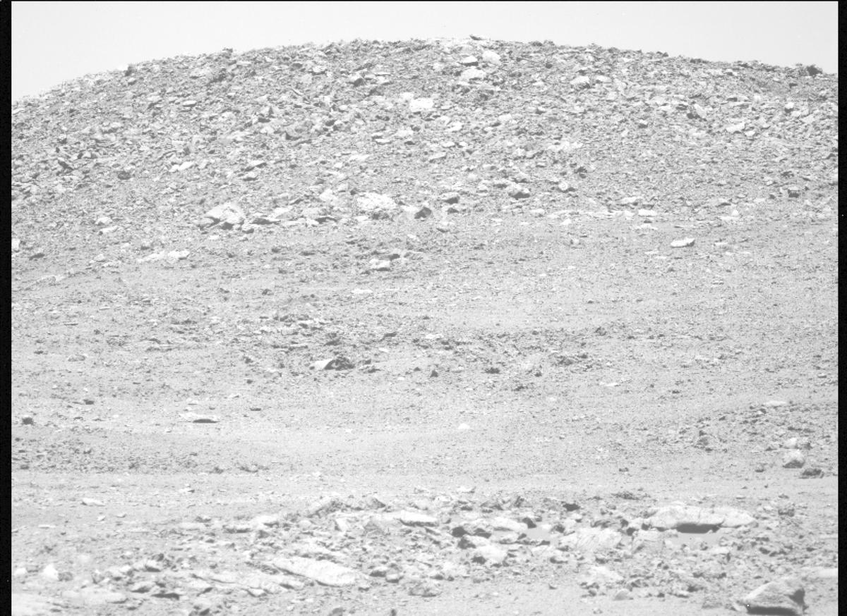 This image was taken by MCZ_LEFT onboard NASA's Mars rover Perseverance on Sol 1422