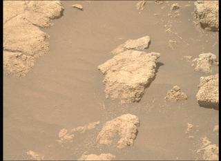 View image taken on Mars, Mars Perseverance Sol 1422: Right Mastcam-Z Camera