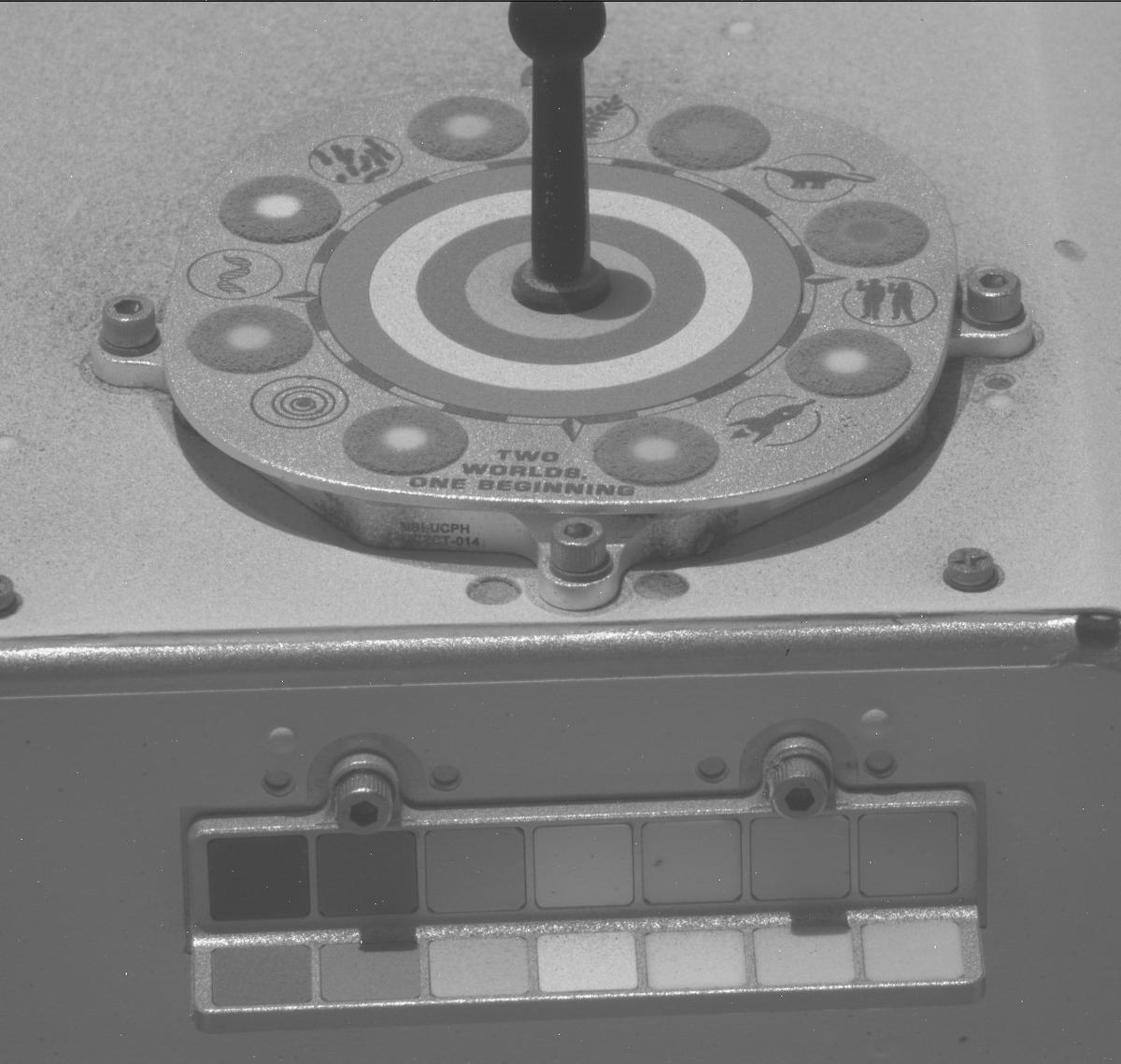 This image was taken by MCZ_RIGHT onboard NASA's Mars rover Perseverance on Sol 1422