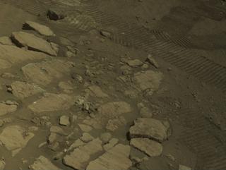 View image taken on Mars, Mars Perseverance Sol 1424: Right Navigation Camera (Navcam)