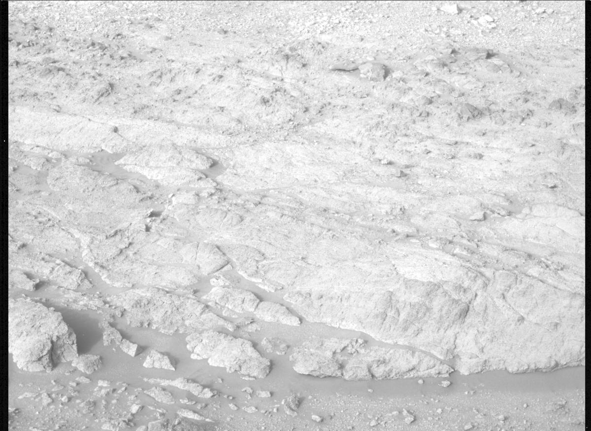 This image was taken by MCZ_LEFT onboard NASA's Mars rover Perseverance on Sol 1424