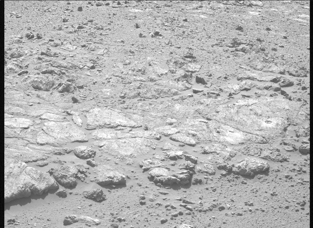 This image was taken by MCZ_LEFT onboard NASA's Mars rover Perseverance on Sol 1425