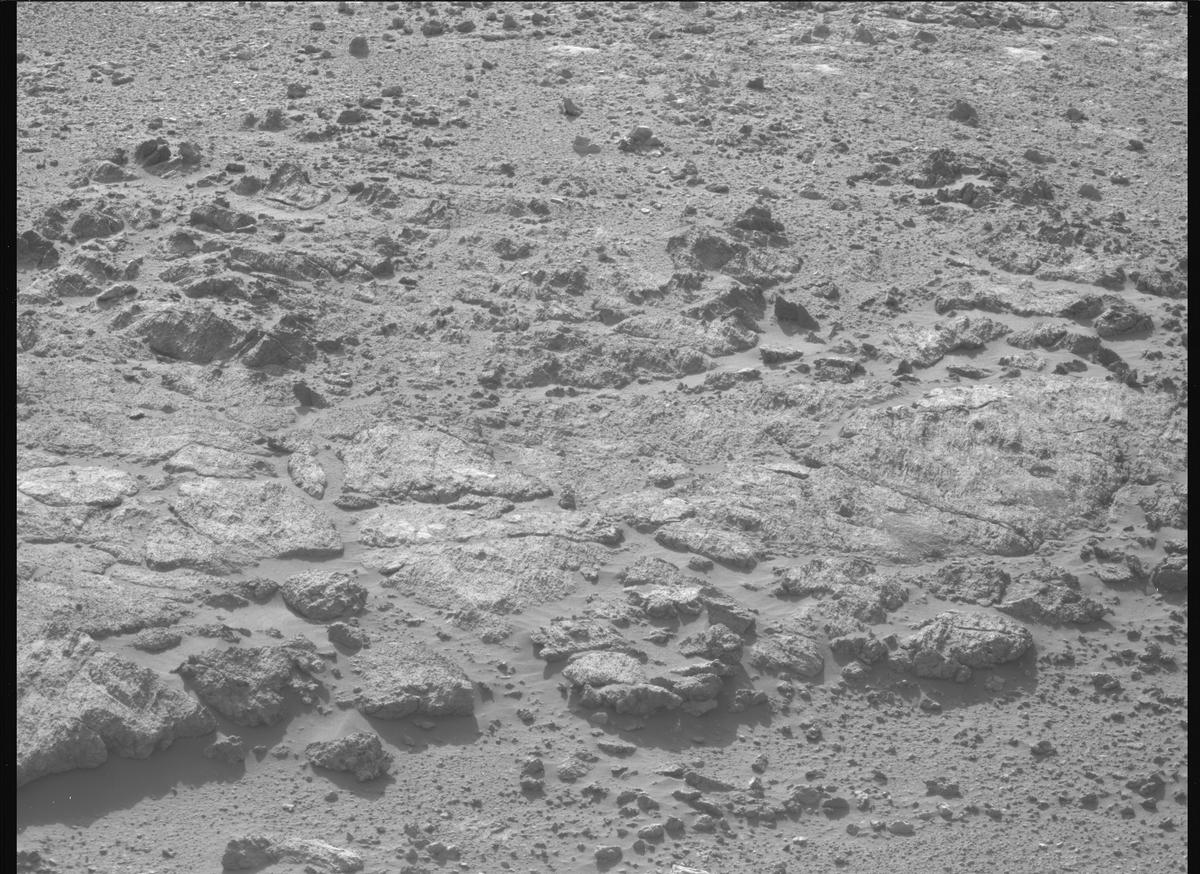 This image was taken by MCZ_RIGHT onboard NASA's Mars rover Perseverance on Sol 1425