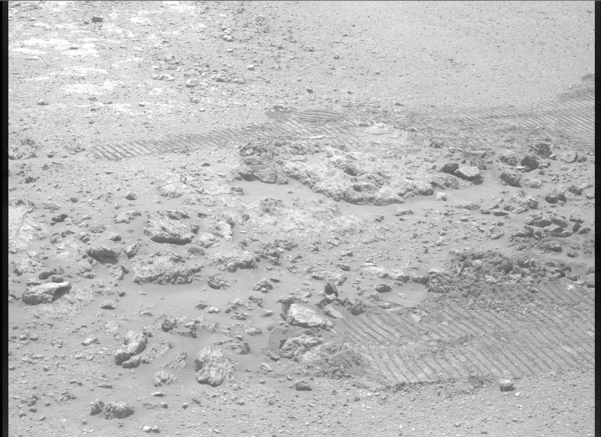 This image was taken by MCZ_RIGHT onboard NASA's Mars rover Perseverance on Sol 1425