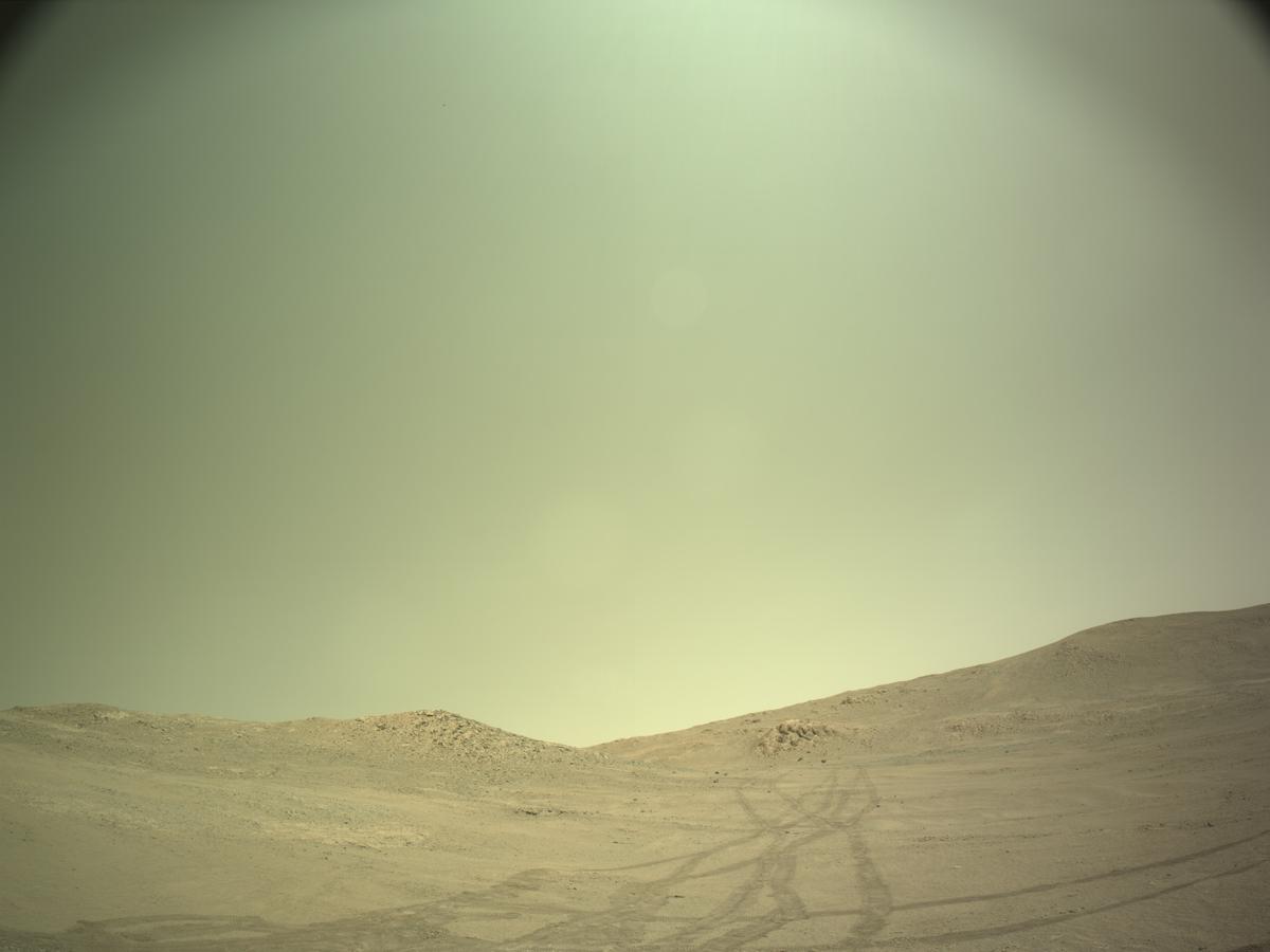 This image was taken by NAVCAM_LEFT onboard NASA's Mars rover Perseverance on Sol 1426