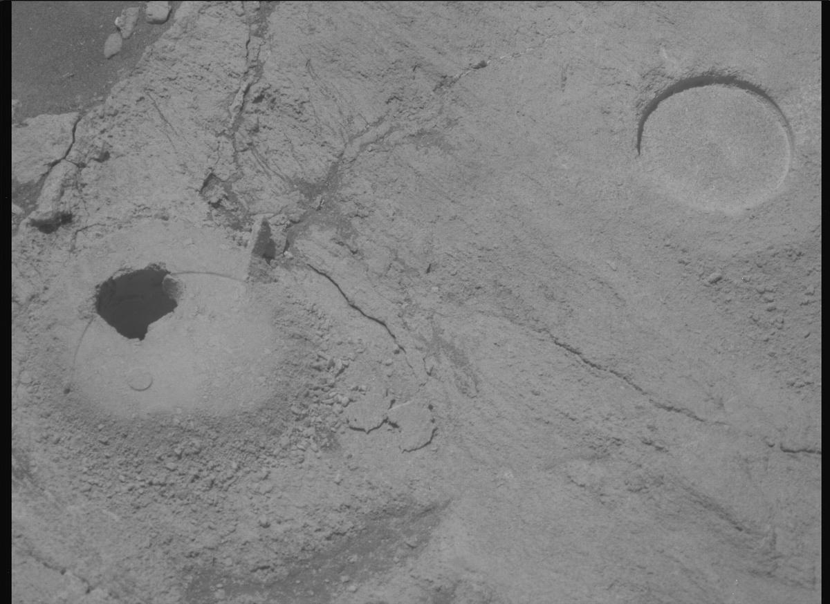 This image was taken by MCZ_LEFT onboard NASA's Mars rover Perseverance on Sol 1427