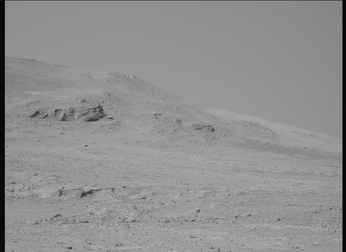 This image was taken by MCZ_LEFT onboard NASA's Mars rover Perseverance on Sol 1429
