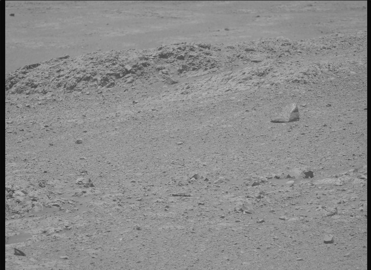 This image was taken by MCZ_LEFT onboard NASA's Mars rover Perseverance on Sol 1430