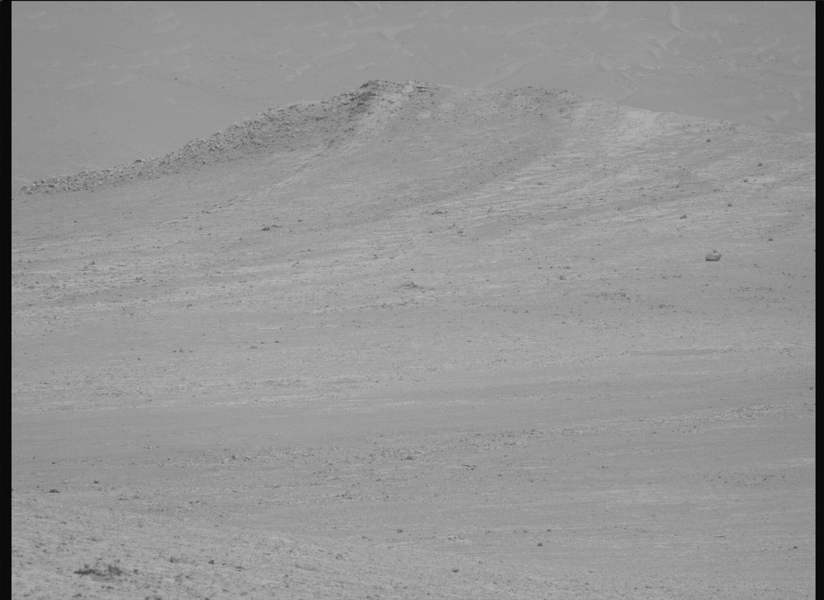 This image was taken by MCZ_LEFT onboard NASA's Mars rover Perseverance on Sol 1431
