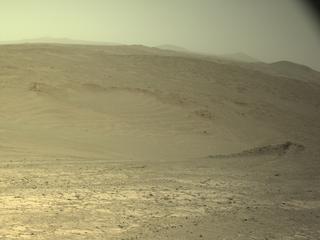 View image taken on Mars, Mars Perseverance Sol 1435: Right Navigation Camera (Navcam)