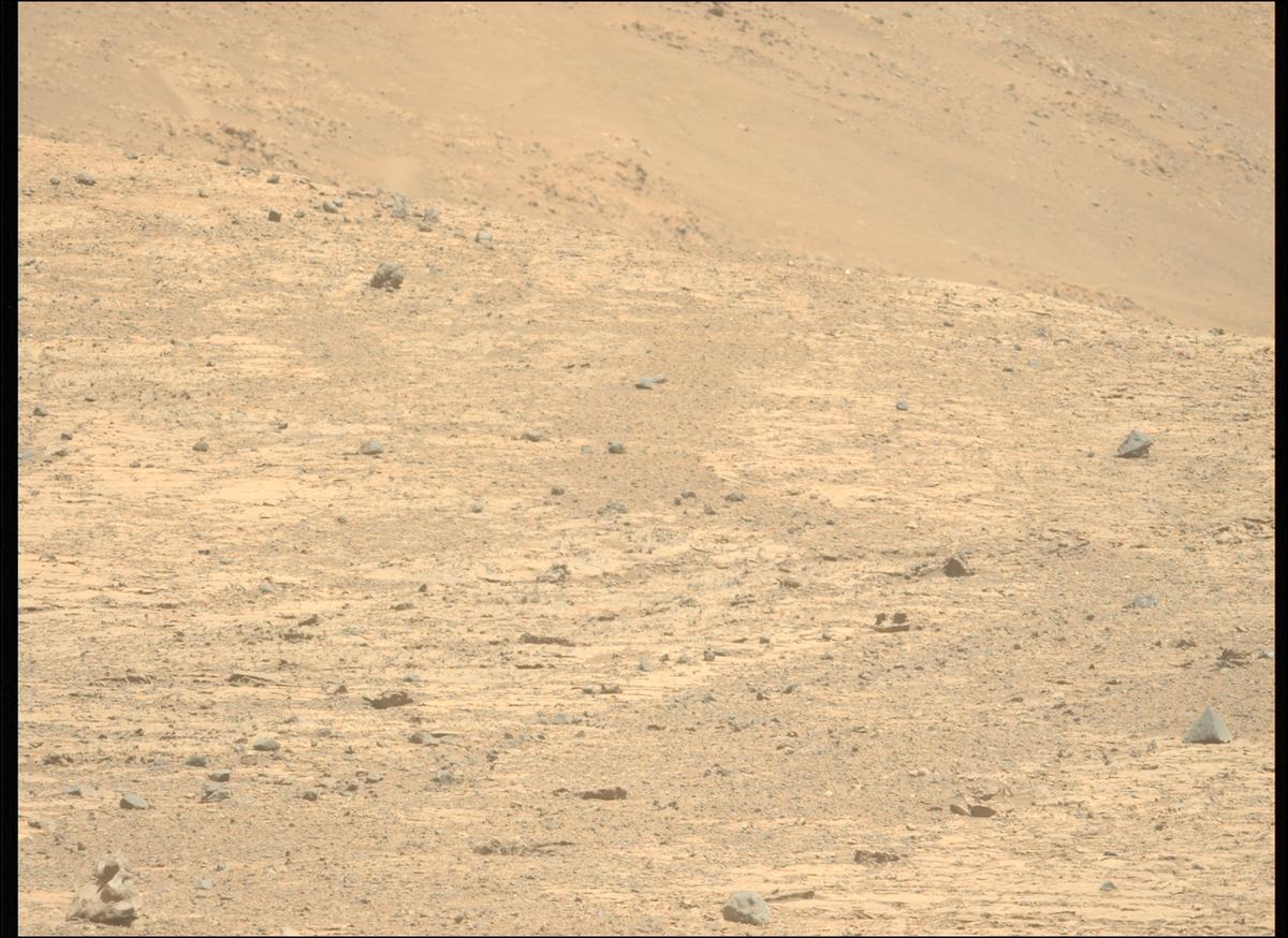 This image was taken by MCZ_LEFT onboard NASA's Mars rover Perseverance on Sol 1437