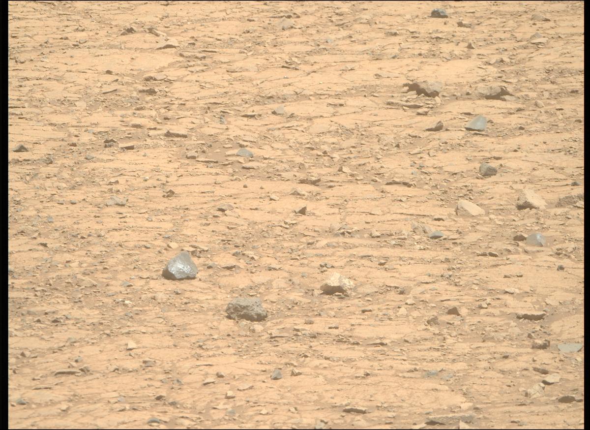 This image was taken by MCZ_RIGHT onboard NASA's Mars rover Perseverance on Sol 1437