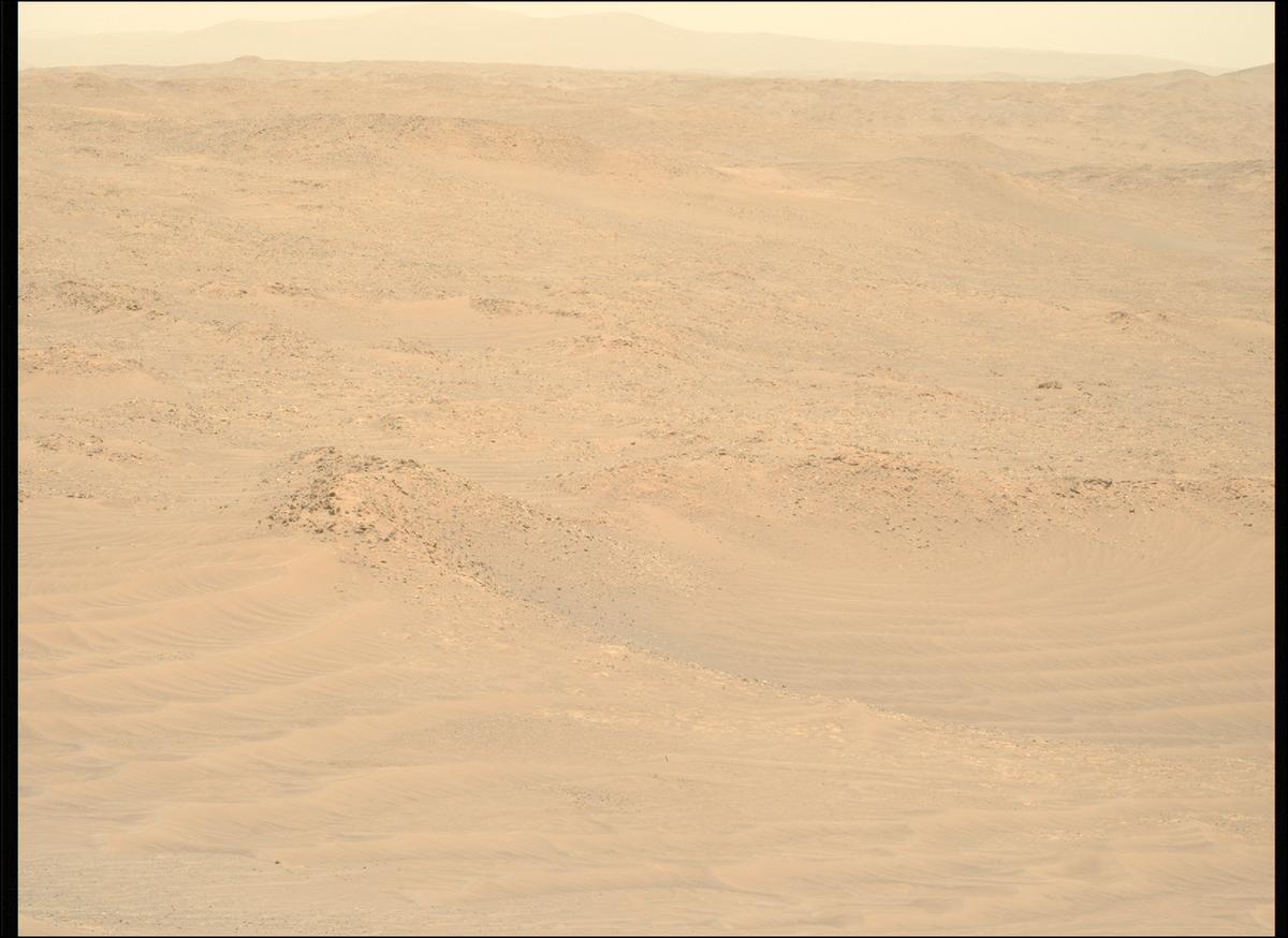 This image was taken by MCZ_LEFT onboard NASA's Mars rover Perseverance on Sol 1438