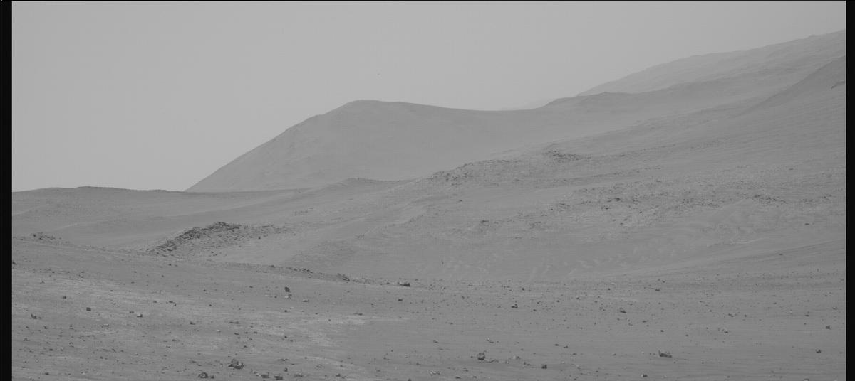 This image was taken by MCZ_LEFT onboard NASA's Mars rover Perseverance on Sol 1438