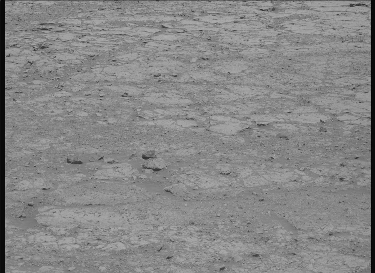 This image was taken by MCZ_LEFT onboard NASA's Mars rover Perseverance on Sol 1438