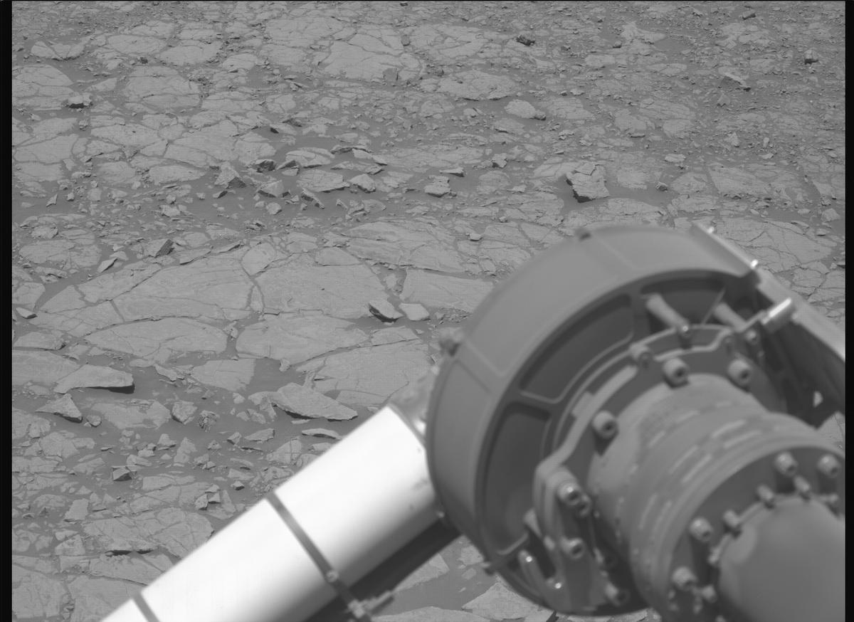 This image was taken by MCZ_LEFT onboard NASA's Mars rover Perseverance on Sol 1438