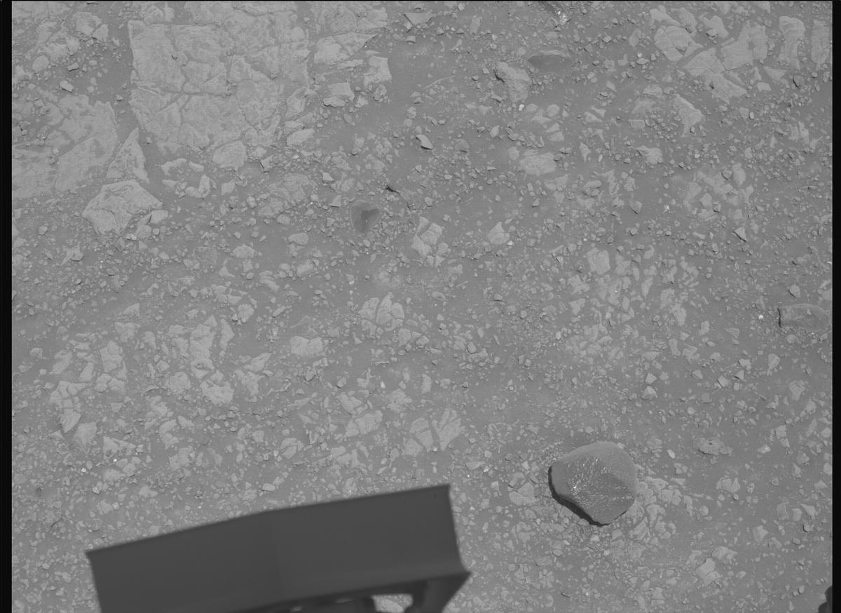 This image was taken by MCZ_LEFT onboard NASA's Mars rover Perseverance on Sol 1438