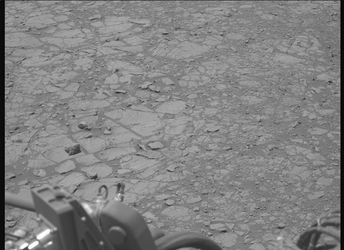 This image was taken by MCZ_RIGHT onboard NASA's Mars rover Perseverance on Sol 1438