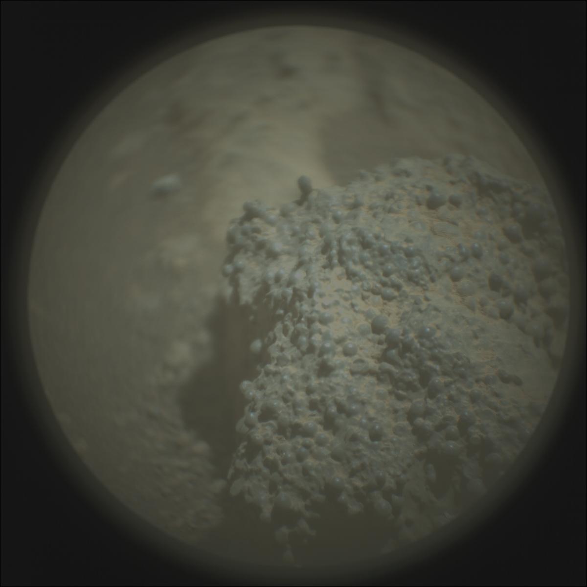 This image was taken by SUPERCAM_RMI onboard NASA's Mars rover Perseverance on Sol 1450
