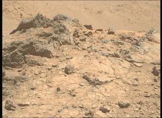 View image taken on Mars, Mars Perseverance Sol 1452: Right Mastcam-Z Camera