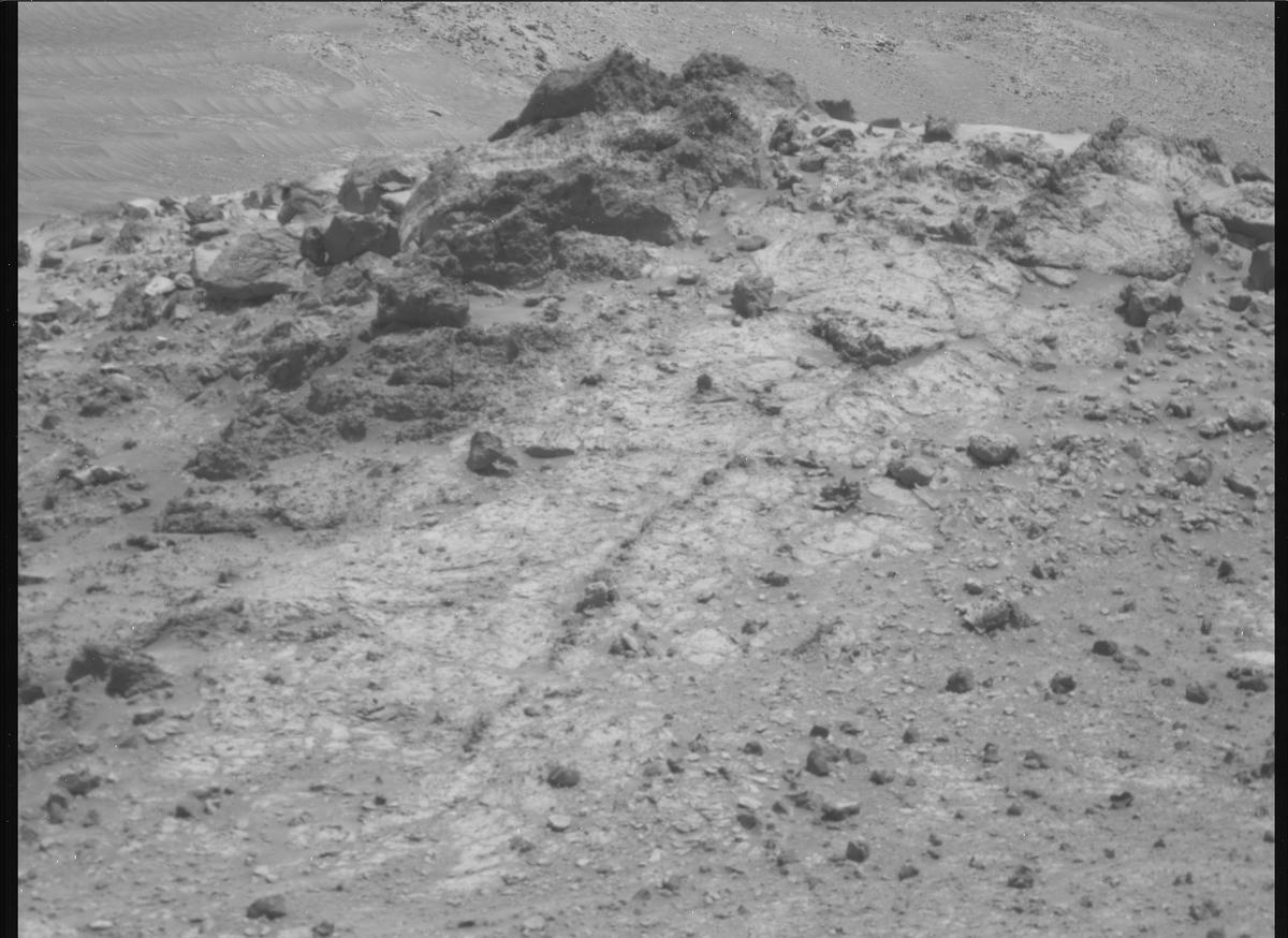 This image was taken by MCZ_RIGHT onboard NASA's Mars rover Perseverance on Sol 1452