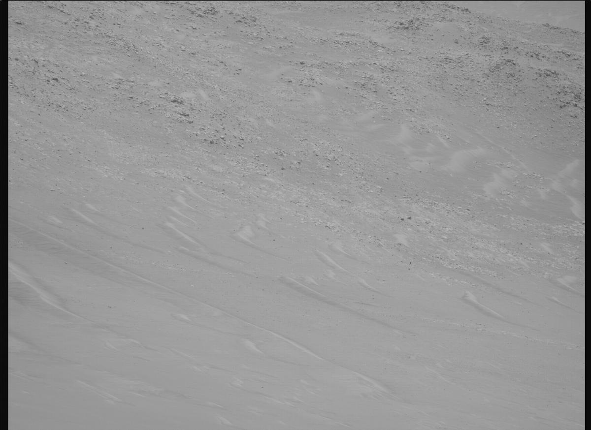 This image was taken by MCZ_RIGHT onboard NASA's Mars rover Perseverance on Sol 1453