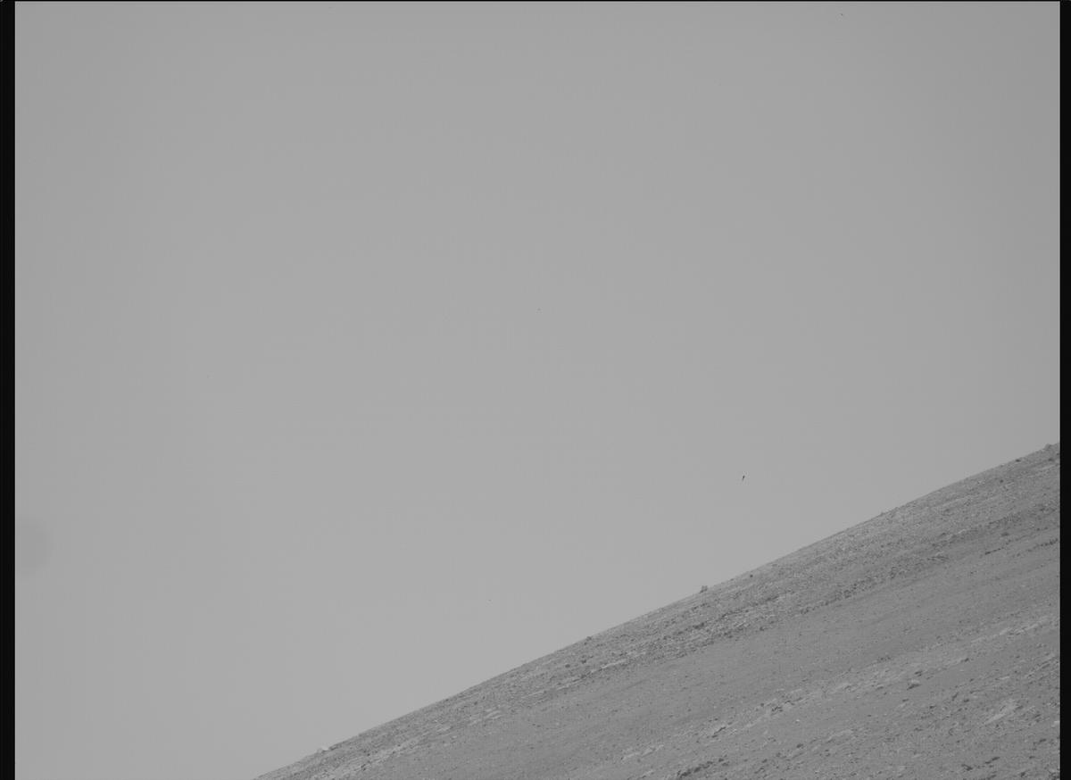This image was taken by MCZ_RIGHT onboard NASA's Mars rover Perseverance on Sol 1453