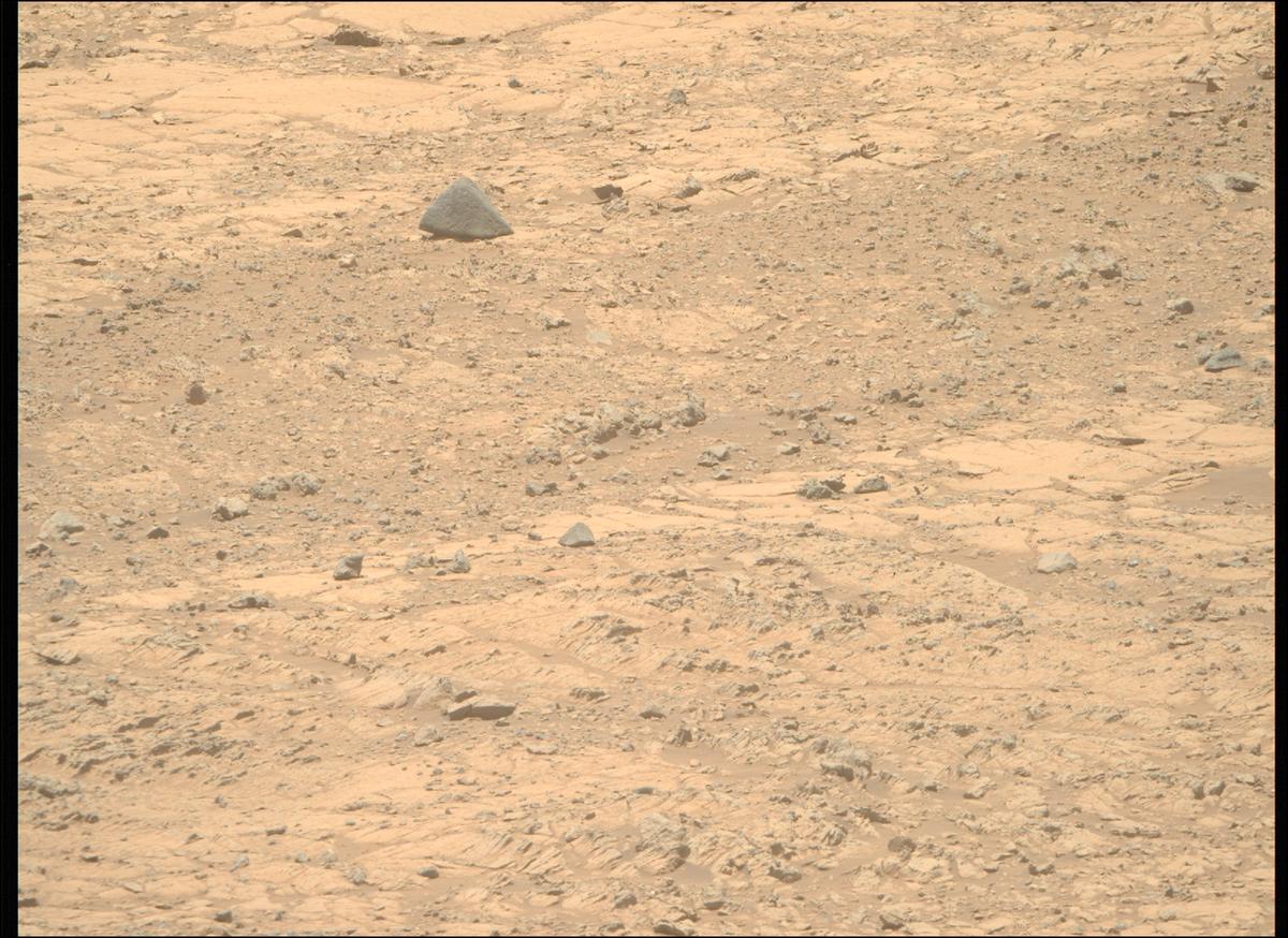 This image was taken by MCZ_RIGHT onboard NASA's Mars rover Perseverance on Sol 1453