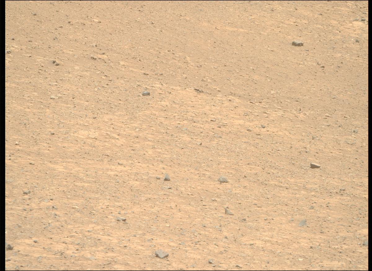 This image was taken by MCZ_RIGHT onboard NASA's Mars rover Perseverance on Sol 1453