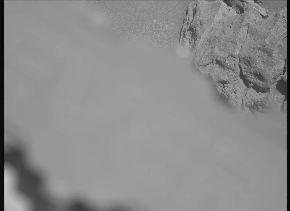 This image was taken by MCZ_LEFT onboard NASA's Mars rover Perseverance on Sol 1456