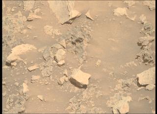 View image taken on Mars, Mars Perseverance Sol 1456: Right Mastcam-Z Camera