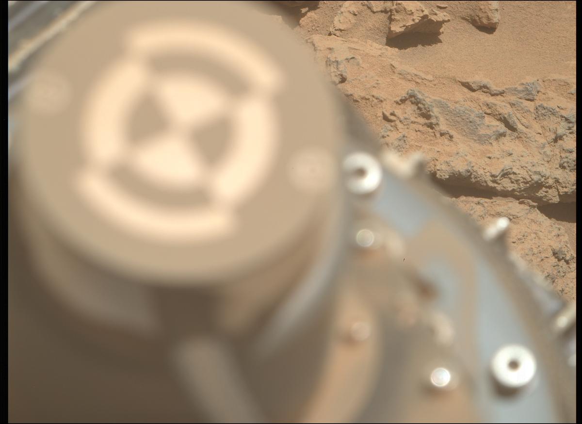 This image was taken by MCZ_RIGHT onboard NASA's Mars rover Perseverance on Sol 1456