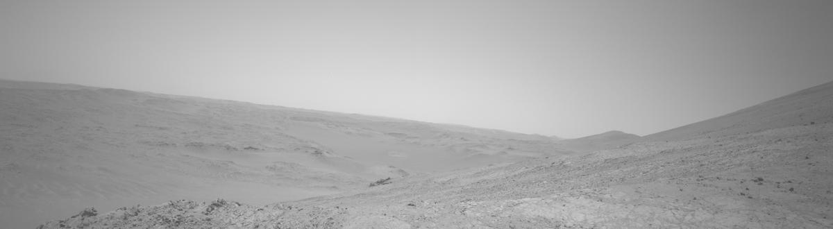 This image was taken by NAVCAM_LEFT onboard NASA's Mars rover Perseverance on Sol 1463