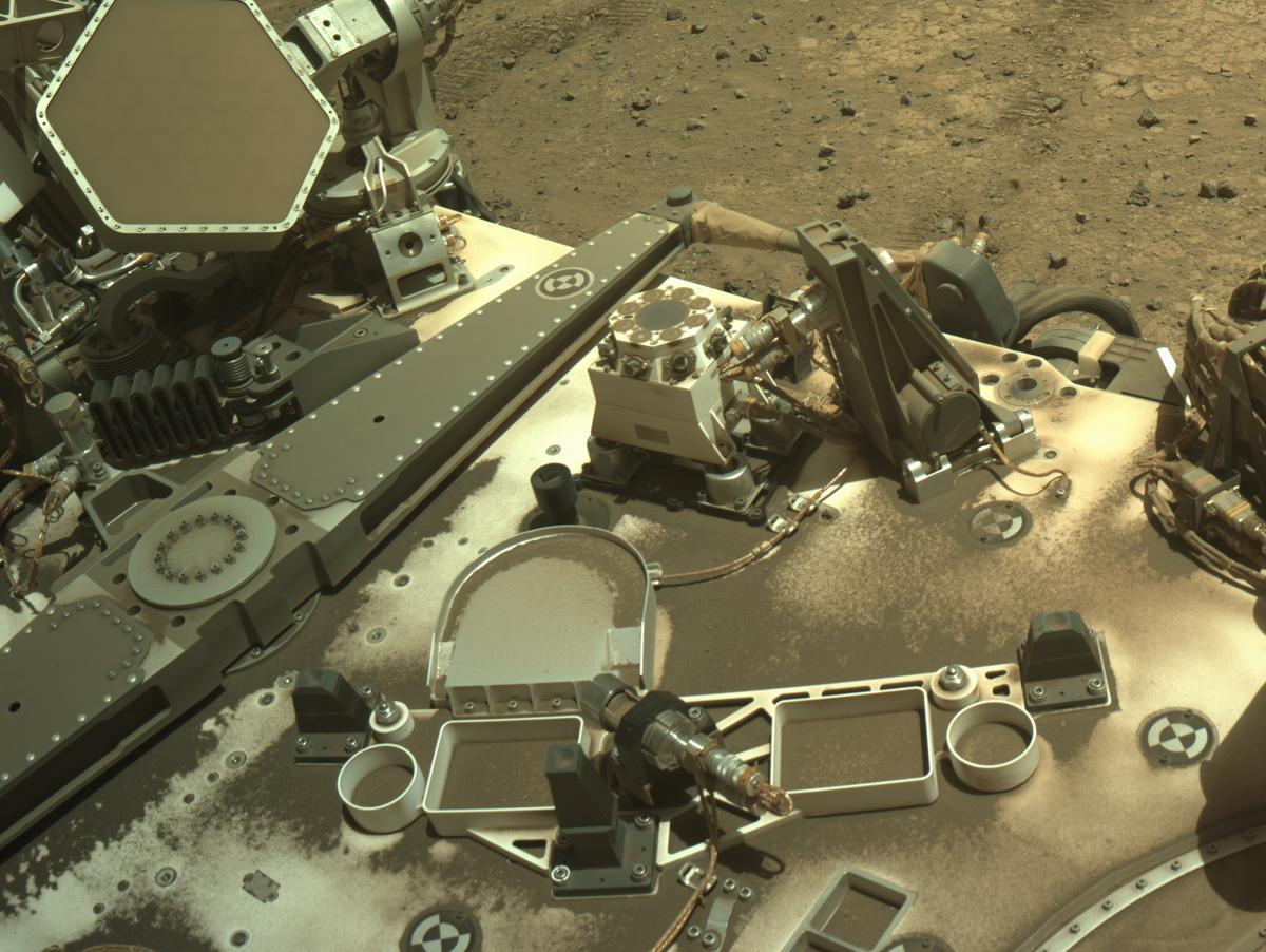 This image was taken by NAVCAM_RIGHT onboard NASA's Mars rover Perseverance on Sol 1463