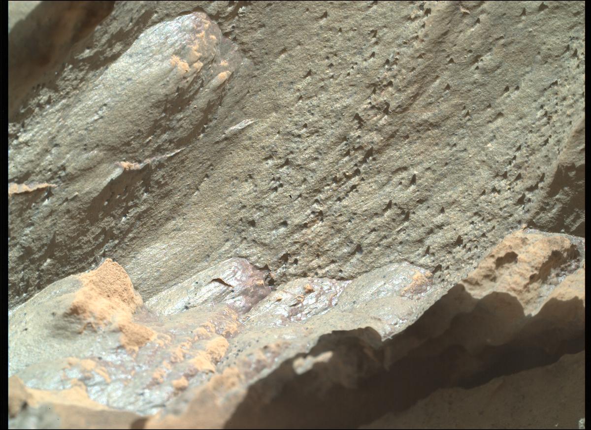 This image was taken by SHERLOC_WATSON onboard NASA's Mars rover Perseverance on Sol 1465