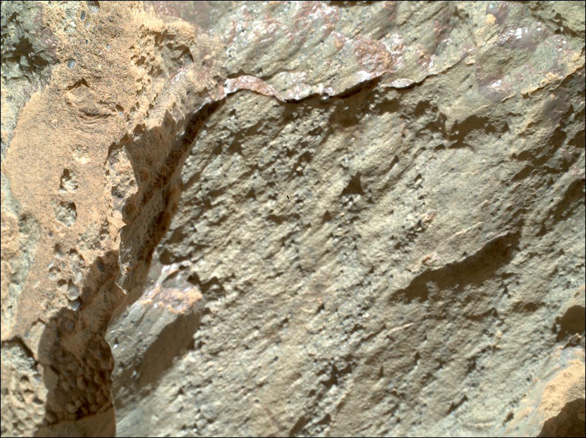This image was taken by SHERLOC_WATSON onboard NASA's Mars rover Perseverance on Sol 1465